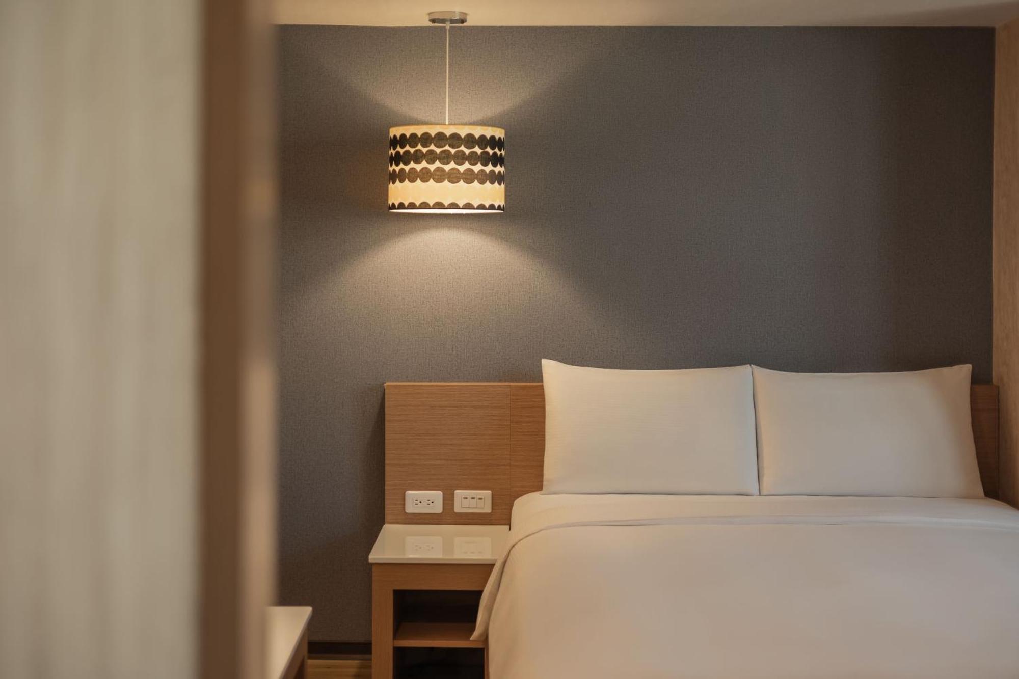 Kindness Hotel - Tainan Chihkan Tower Pokój zdjęcie