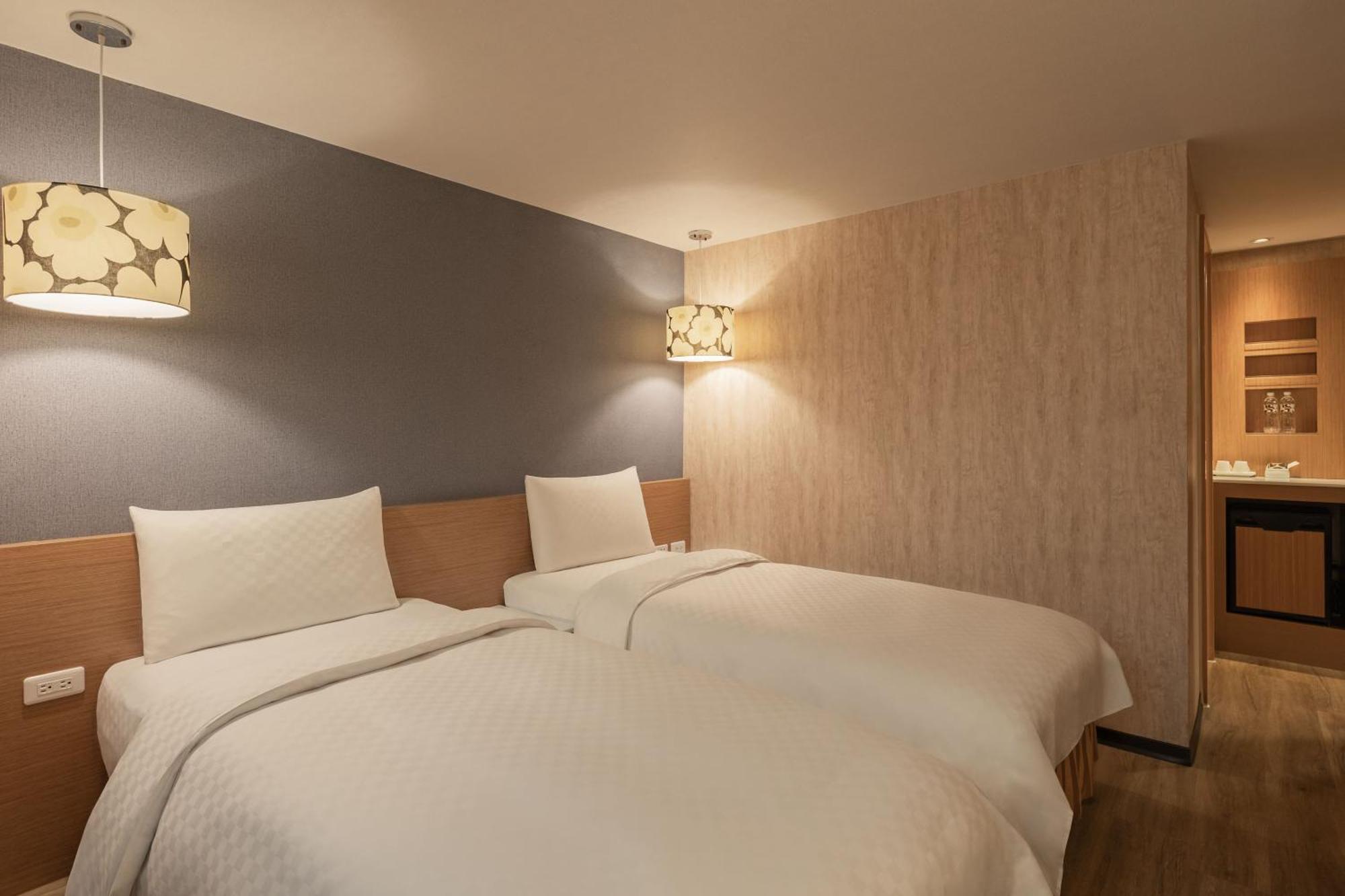 Kindness Hotel - Tainan Chihkan Tower Pokój zdjęcie